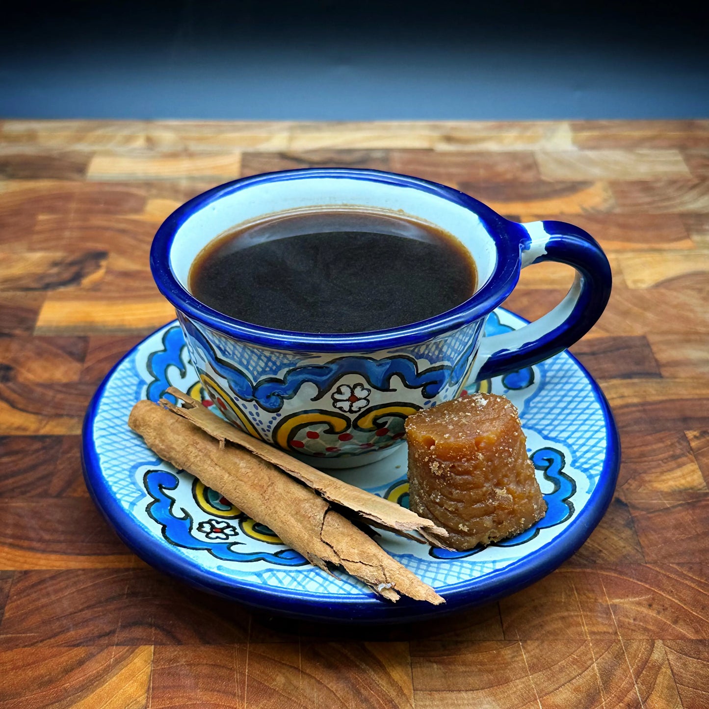 Cup-of-medium-roast-coffee-with-polonsillo-and-cinnamon